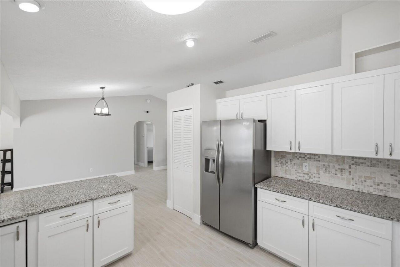 320 NE Surfside Avenue, Port Saint Lucie, FL 34983 Photo