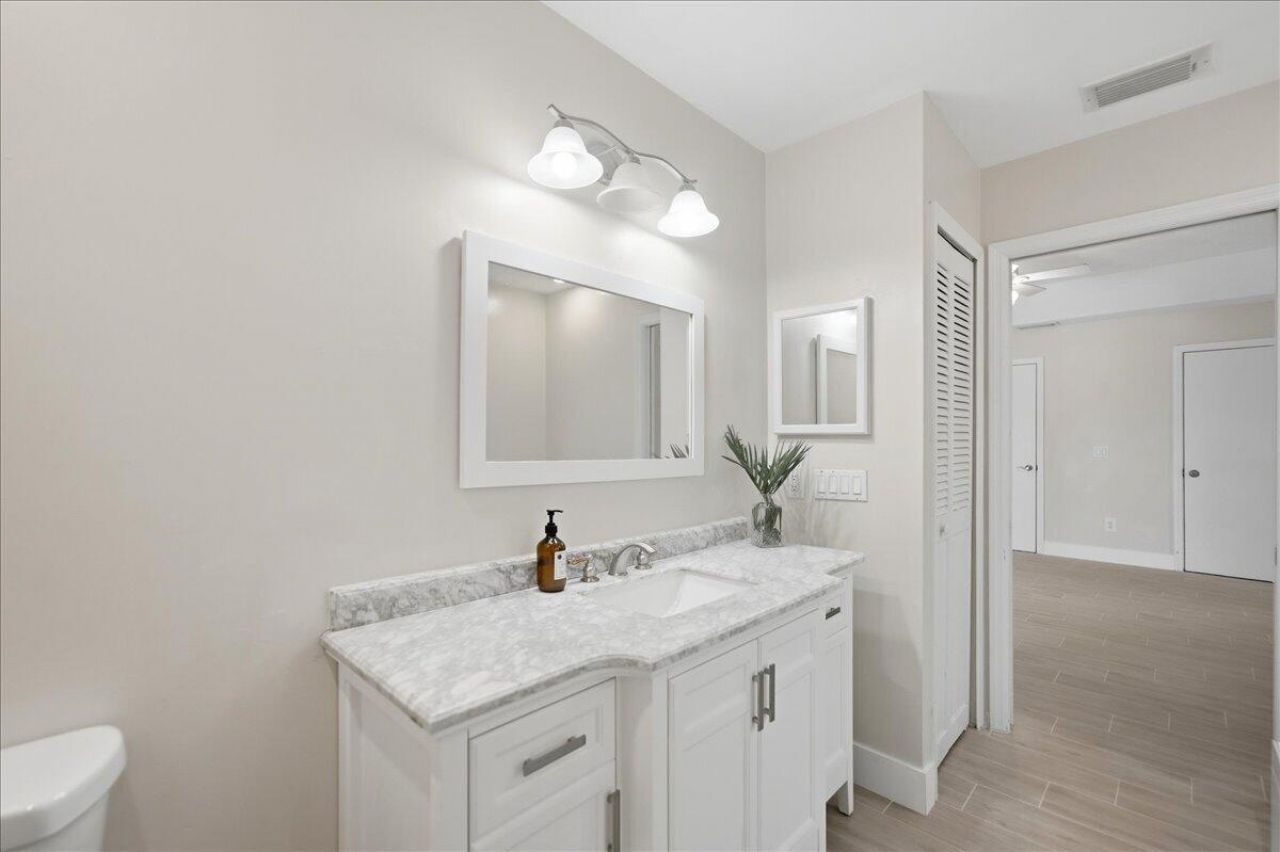 320 NE Surfside Avenue, Port Saint Lucie, FL 34983 Photo