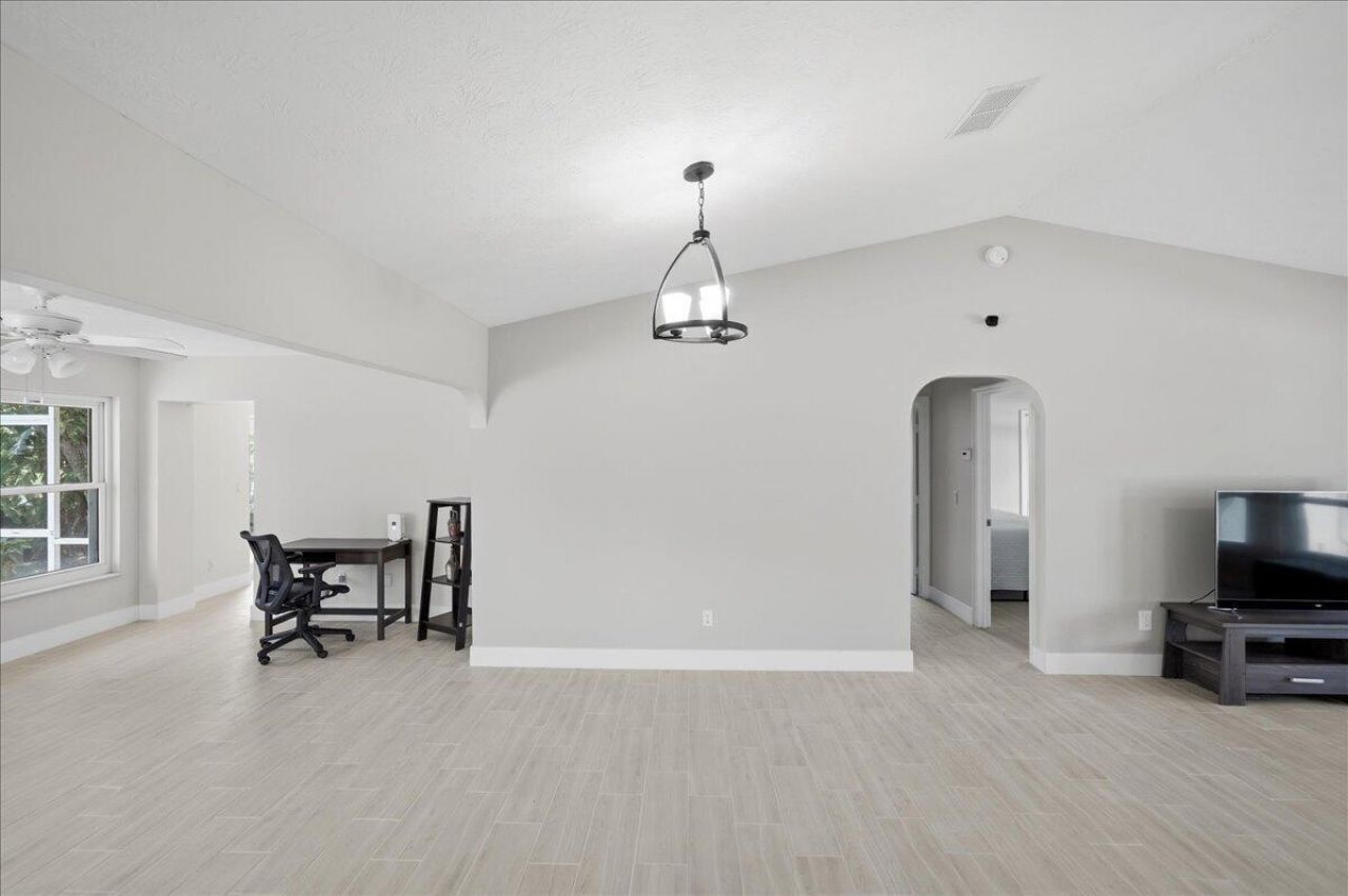 320 NE Surfside Avenue, Port Saint Lucie, FL 34983 Photo