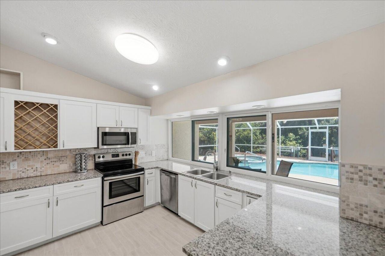 320 NE Surfside Avenue, Port Saint Lucie, FL 34983 Photo