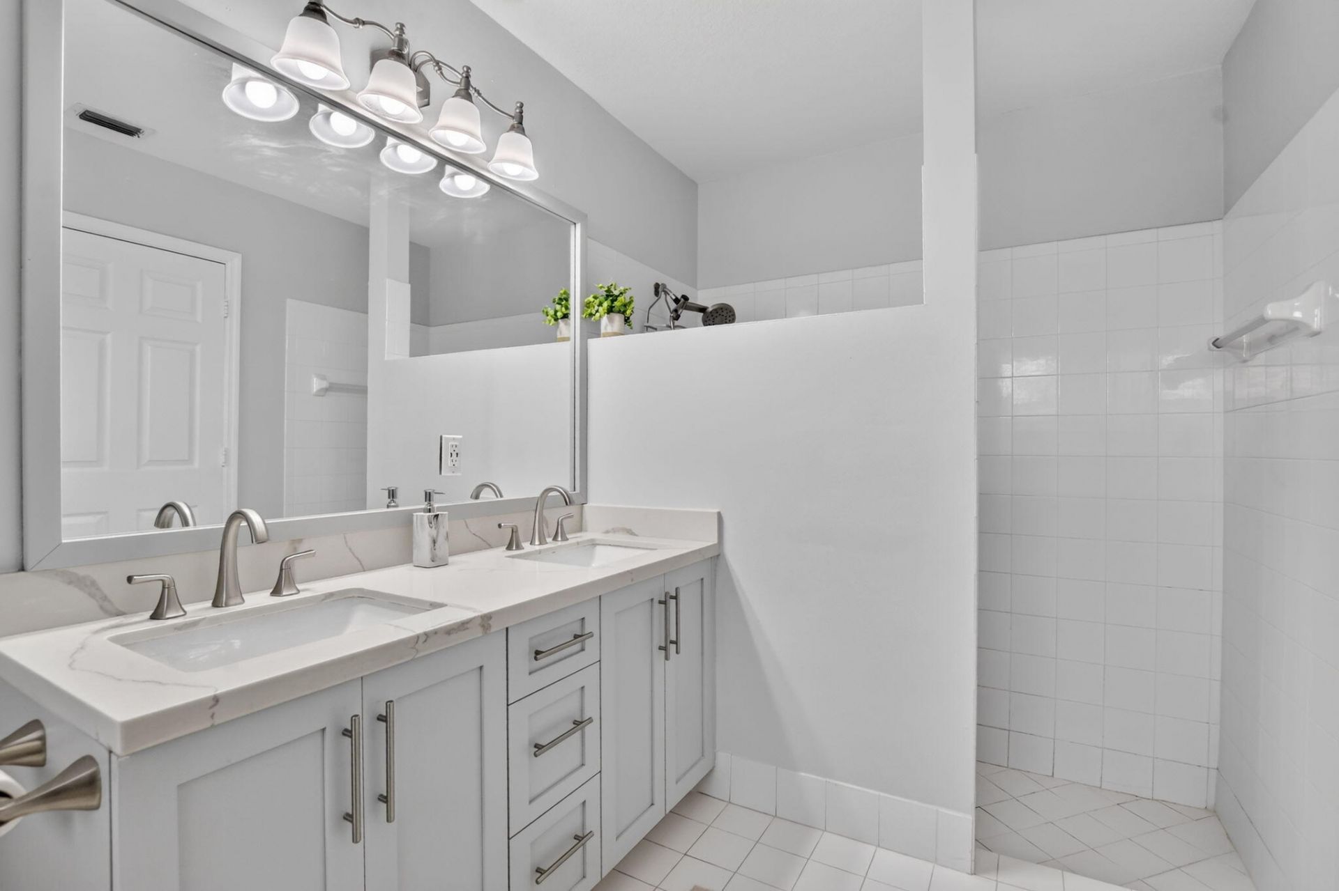 5659 NW 109th Lane, Coral Springs, FL 33076 Photo
