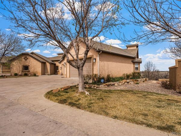 50 Aberdeen Bluff , Pueblo, CO 81004