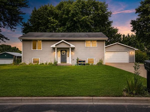 714 GIESE STREET, Hortonville, WI 54944