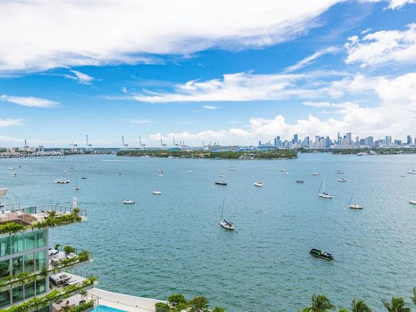 1330 West Ave , Unit 1406, Miami Beach, FL 33139