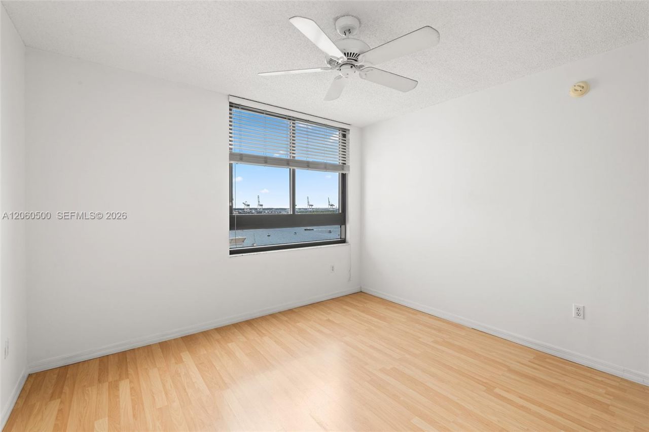1330 West Ave, Unit 1406, Miami Beach, FL 33139 Photo