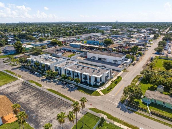 16955 SW 100th Ave, Unit 1, Miami, FL 33157