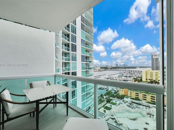 1000 S Pointe Dr , Unit 1706, Miami Beach, FL 33139