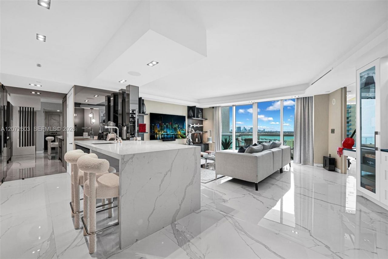 1000 S Pointe Dr , Unit 1706, Miami Beach, FL 33139 Photo