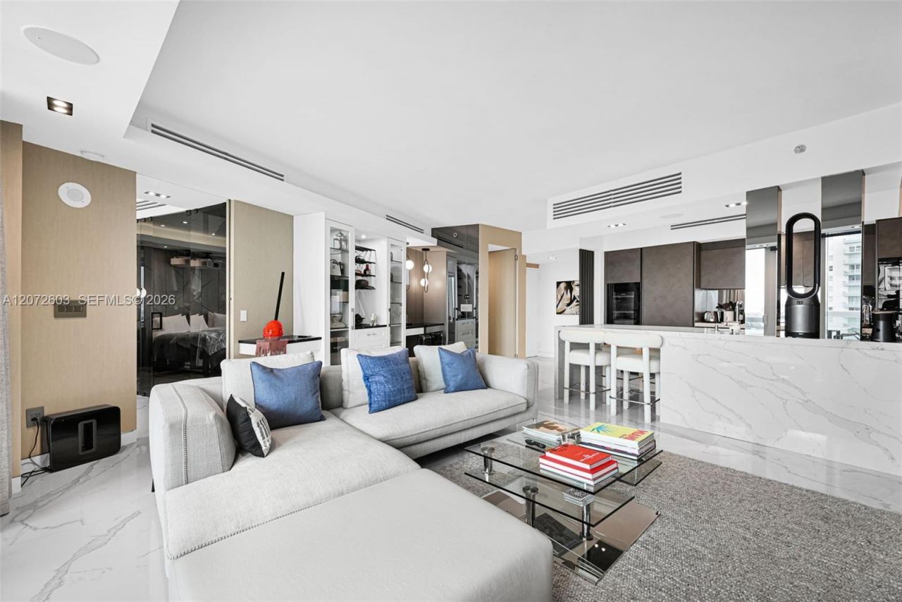1000 S Pointe Dr , Unit 1706, Miami Beach, FL 33139 Photo