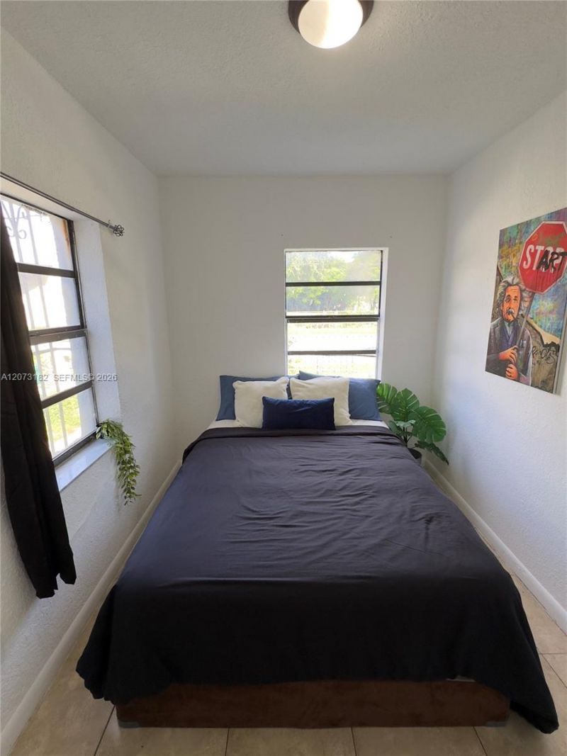 301 NW 37th St , Miami, FL 33127 Photo