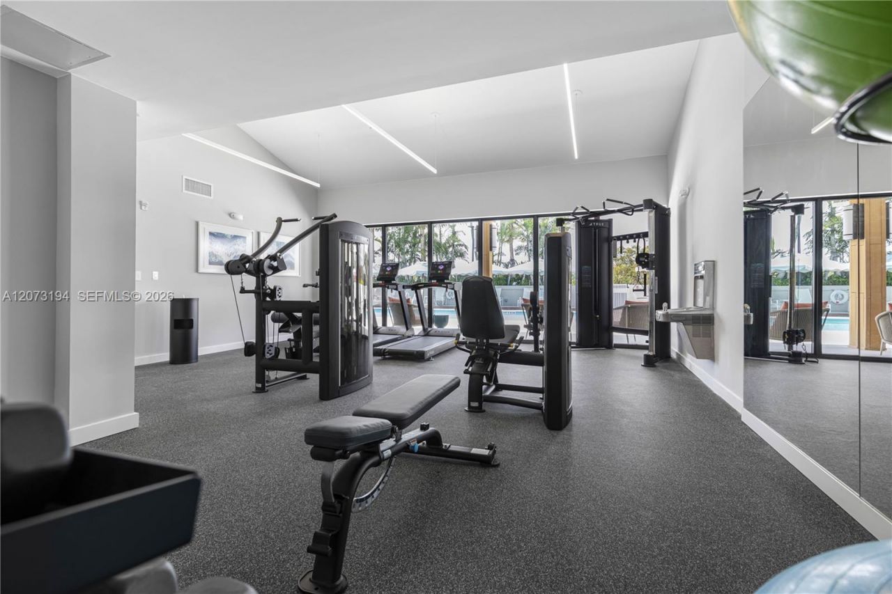 3335 Thomas Ave , Unit 412, Miami, FL 33133 Photo