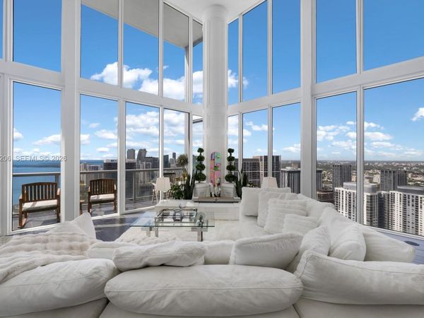 888 Biscayne Blvd , Unit 5701, Miami, FL 33132