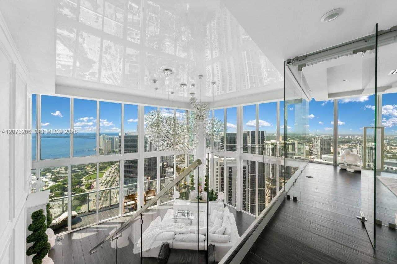 888 Biscayne Blvd, Unit 5701, Miami, FL 33132 Photo