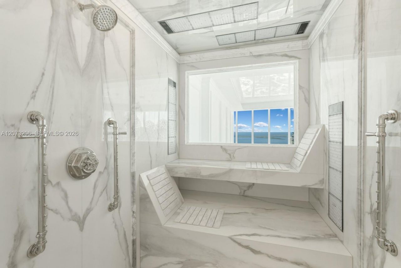 888 Biscayne Blvd, Unit 5701, Miami, FL 33132 Photo