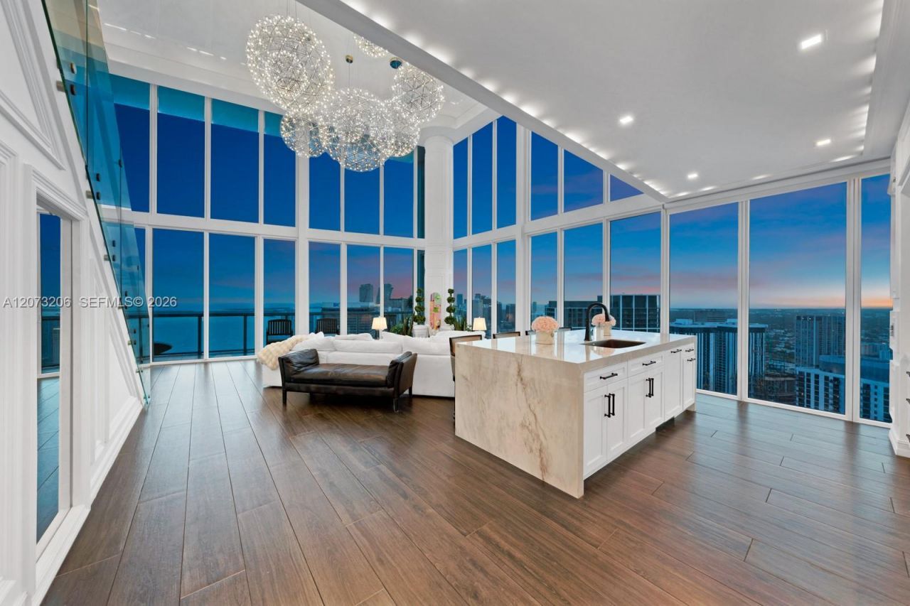 888 Biscayne Blvd, Unit 5701, Miami, FL 33132 Photo
