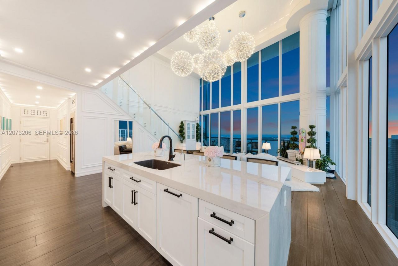 888 Biscayne Blvd, Unit 5701, Miami, FL 33132 Photo