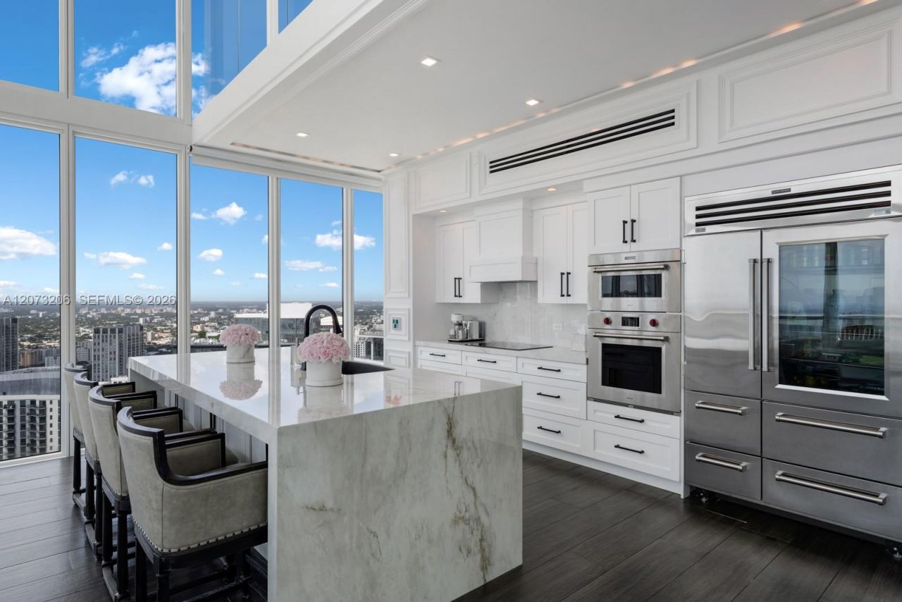 888 Biscayne Blvd, Unit 5701, Miami, FL 33132 Photo