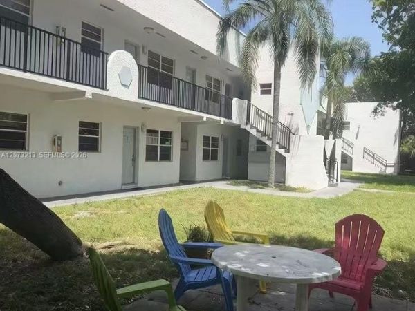 1925 Madison St , Unit 22, Hollywood, FL 33020