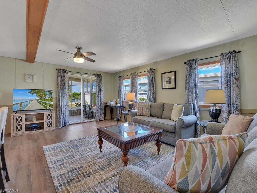 300 Shoreland Dr , Fort Myers, FL 33905 Photo
