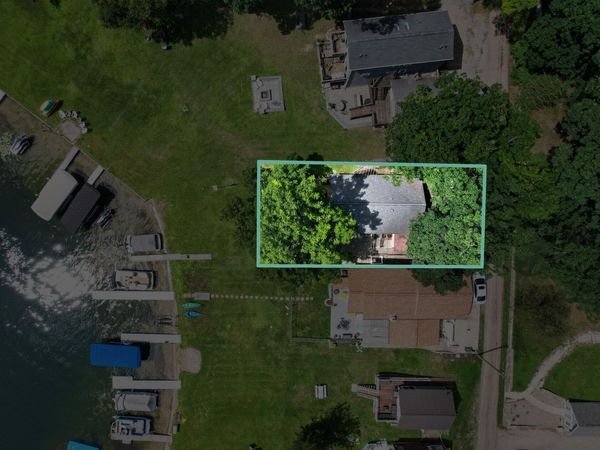6227 K Drive, Osseo, MI 49266