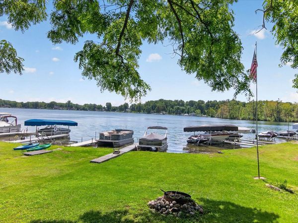 6227 K Drive, Osseo, MI 49266