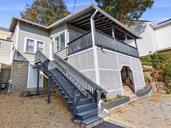 150 Bass Point Rd, Unit 2, Nahant, MA 01908