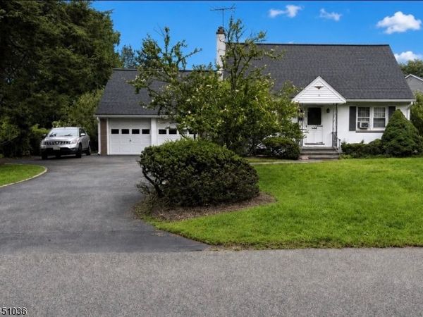 76 Linwood Ave, Midland Park, NJ 07432