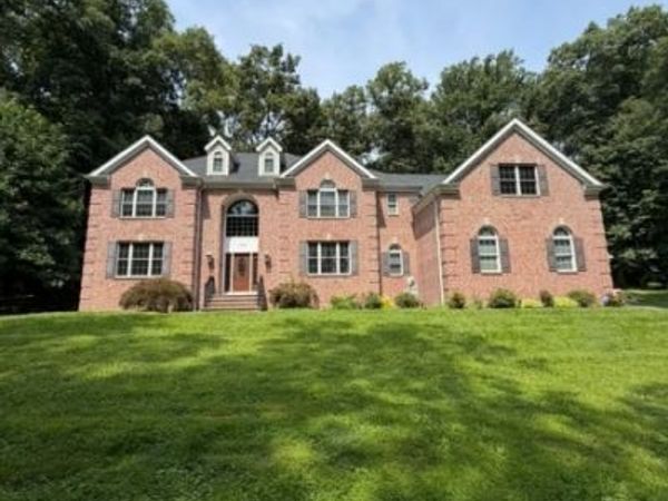 190 Sand Shore Rd, Mount Olive, NJ 07828