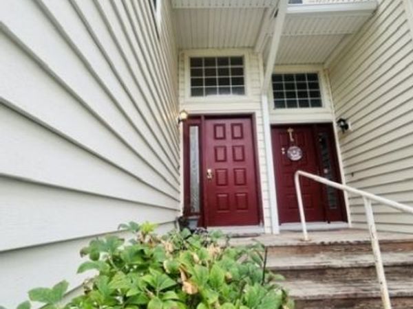 45 Rhea Run, Hampton, NJ 07860
