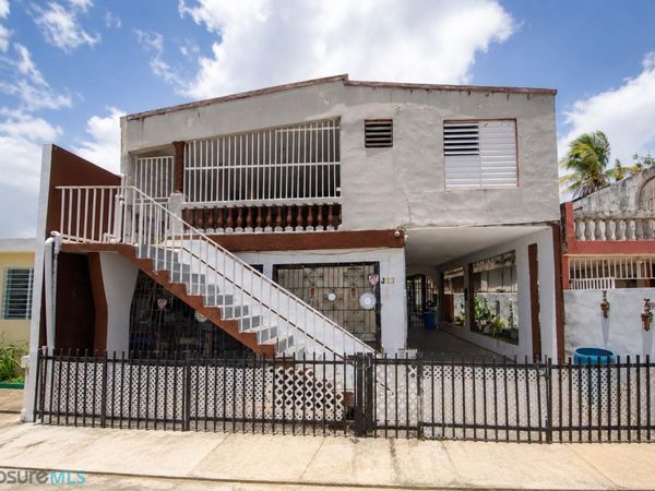 8 CALLE, Caguas, PR 00727