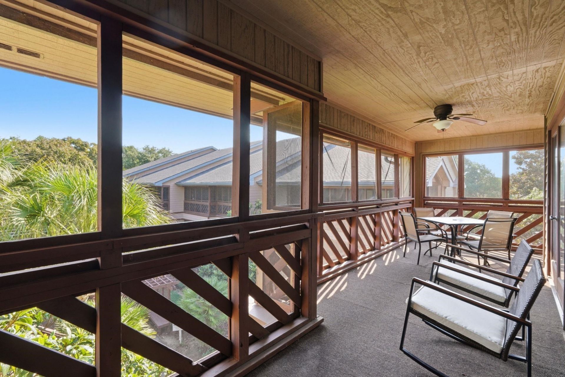 223 Maison Dr. Photo 32