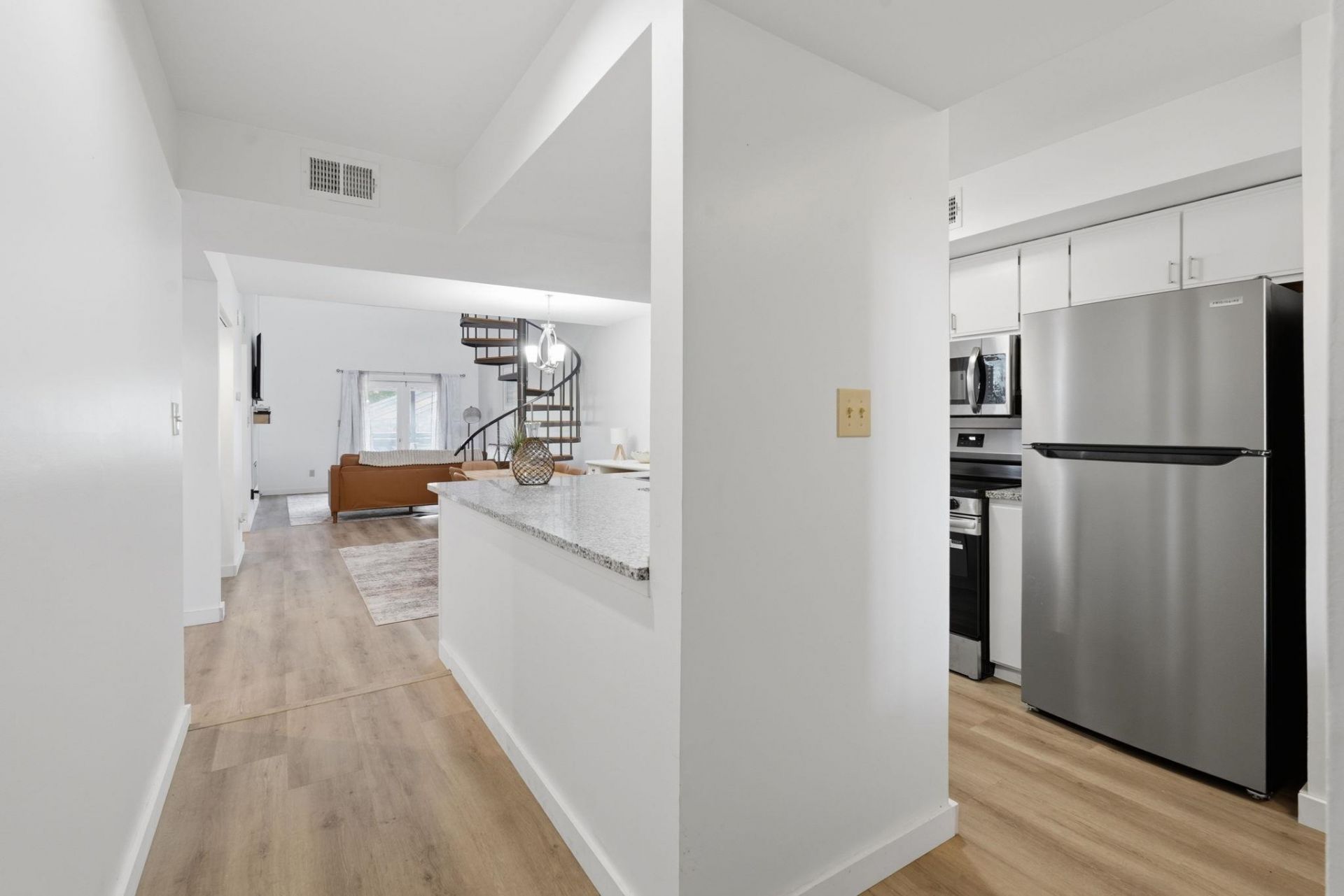 223 Maison Dr. Photo 8