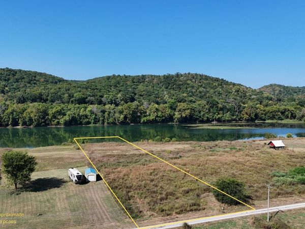000 White River Run , Guion, AR 72540
