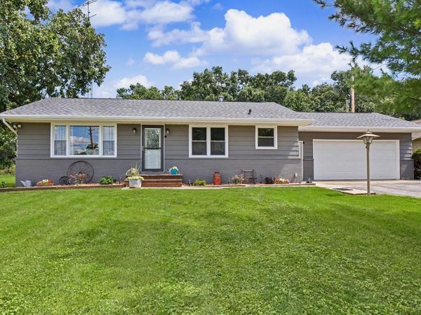 7637 128th AVENUE, Bristol, WI 53104