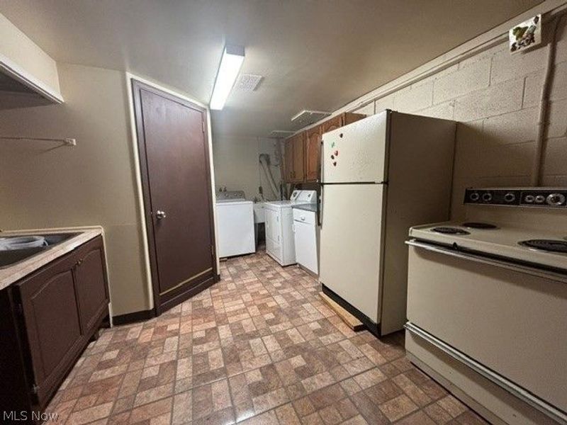 2170 Delaware Avenue, Akron, OH 44312 Photo 25