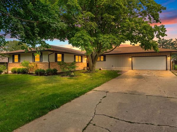 6379 Hallen Avenue, Belvidere, IL 61008