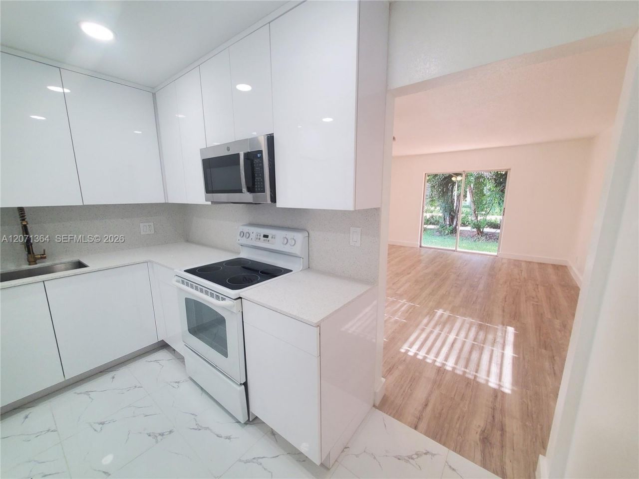 9203 NW 38th Dr , Unit 2, Coral Springs, FL 33065 Photo
