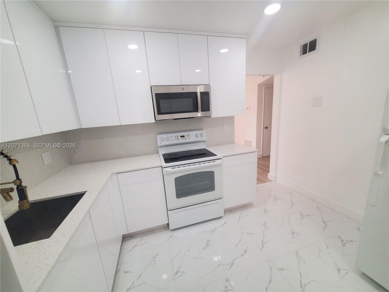 9203 NW 38th Dr , Unit 2, Coral Springs, FL 33065 Photo