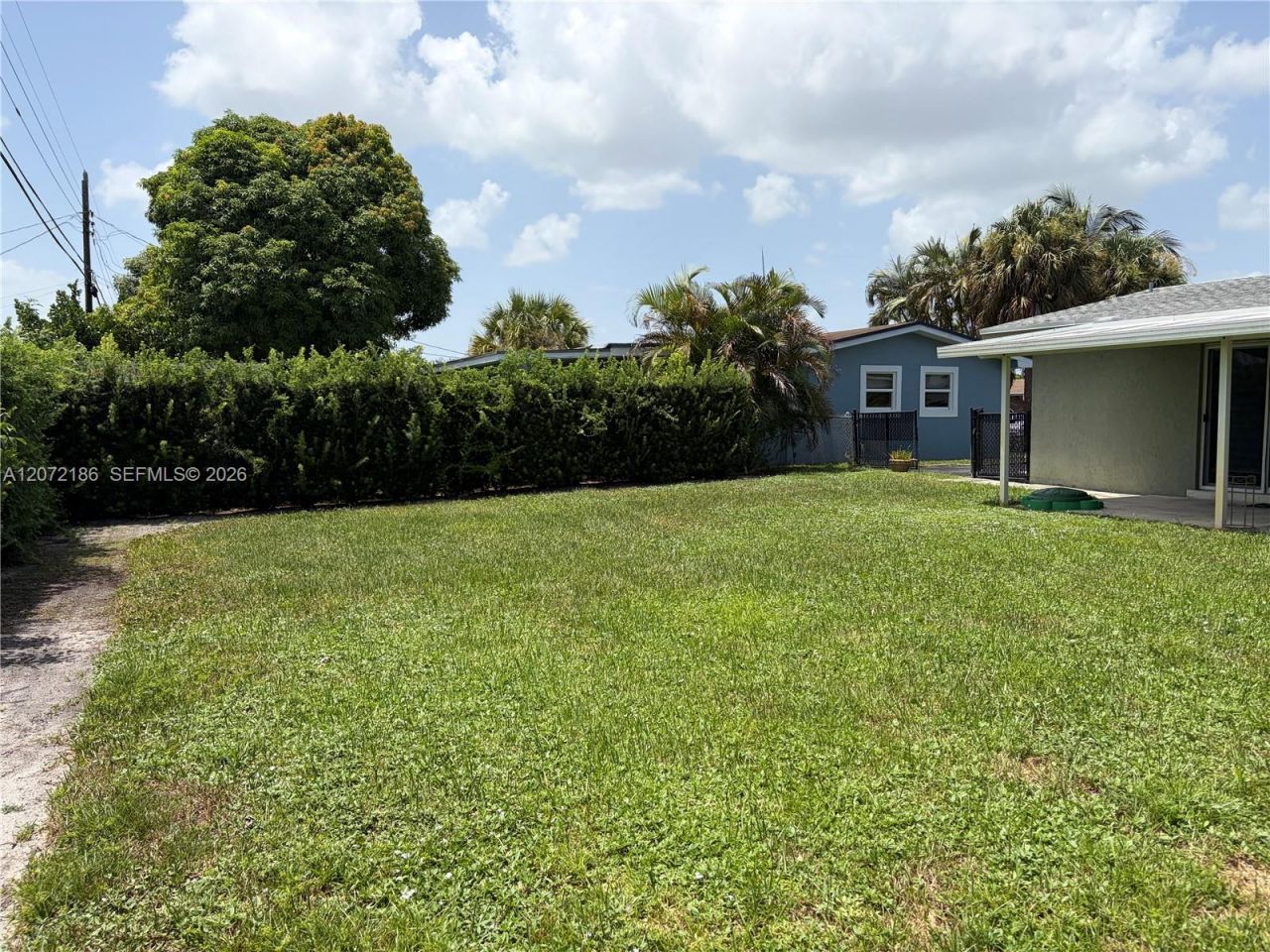 7810 NW 11th Ct , Pembroke Pines, FL 33024 Photo