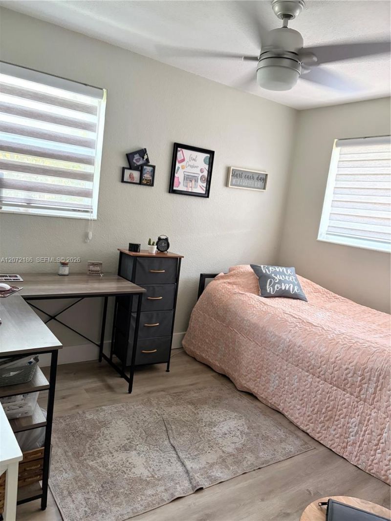 7810 NW 11th Ct, Pembroke Pines, FL 33024 Photo