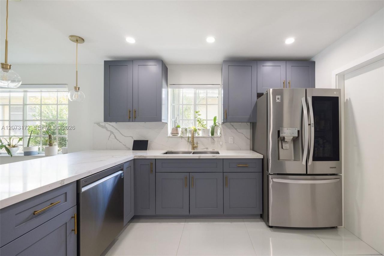 406 Miller Rd , Coral Gables, FL 33146 Photo