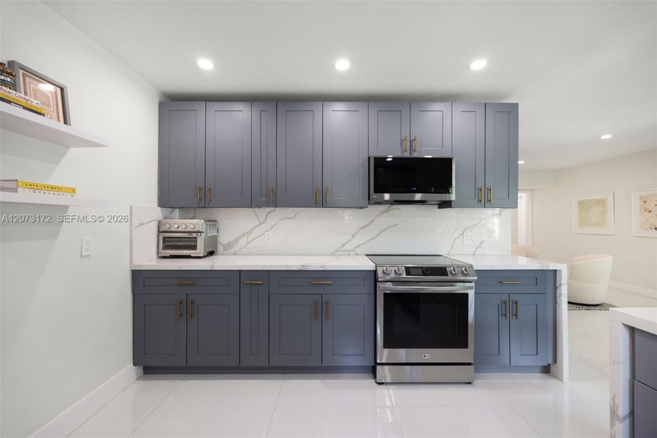 406 Miller Rd , Coral Gables, FL 33146 Photo