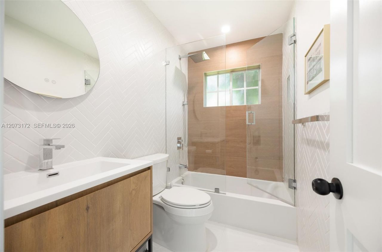 406 Miller Rd , Coral Gables, FL 33146 Photo