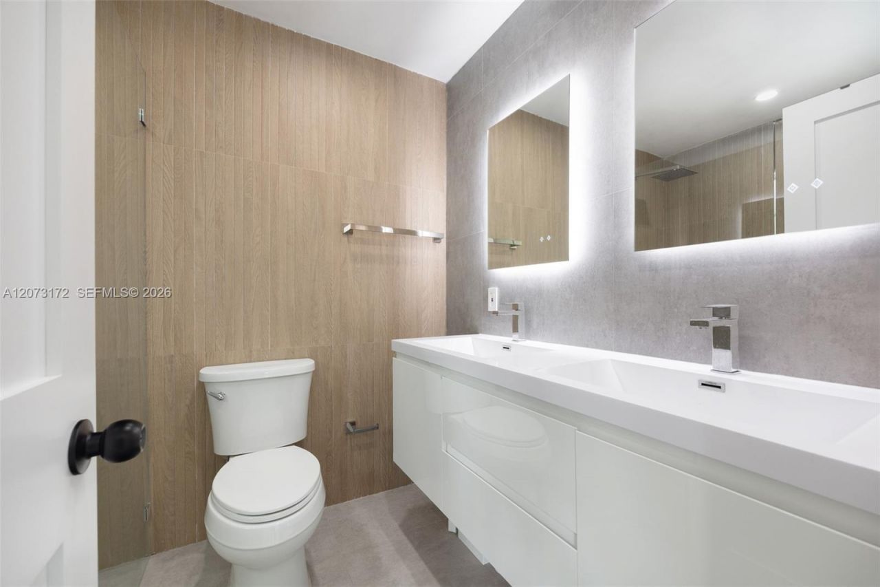406 Miller Rd , Coral Gables, FL 33146 Photo