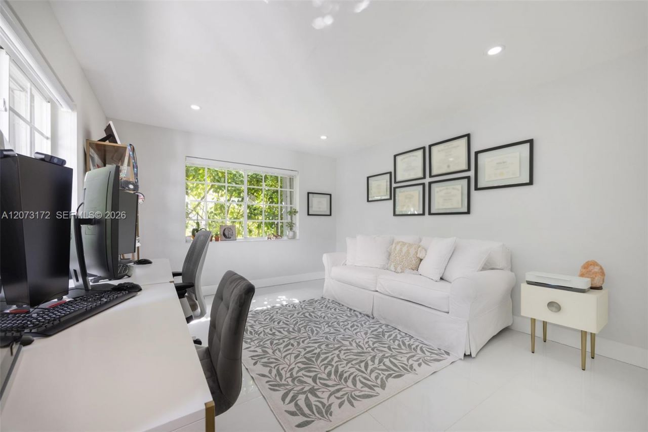 406 Miller Rd , Coral Gables, FL 33146 Photo