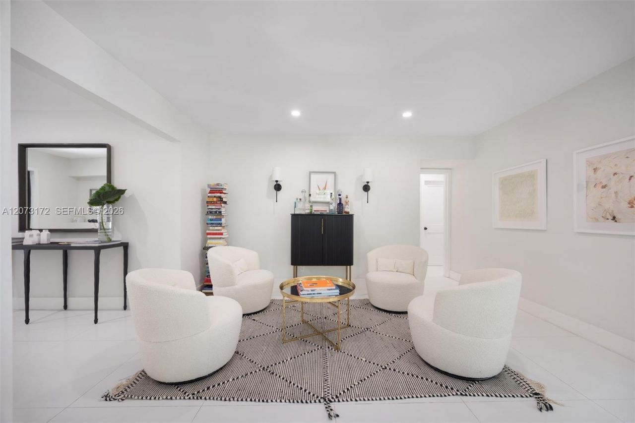 406 Miller Rd , Coral Gables, FL 33146 Photo