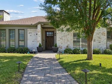 7118 Canongate Drive, Dallas, TX 75248