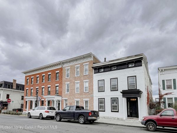 208 Warren Street, Hudson, NY 12534