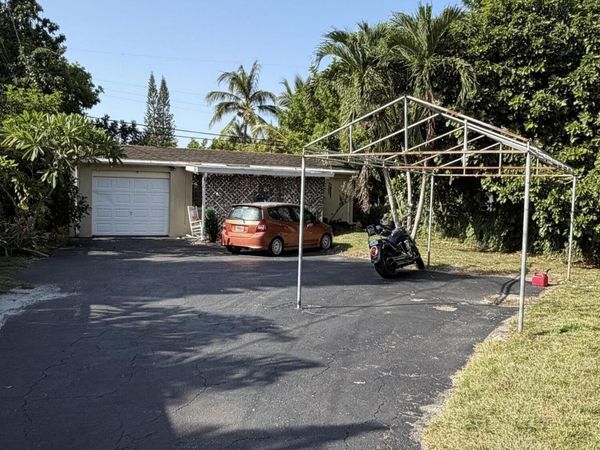 2647 PIERCE Street, Hollywood, FL 33020