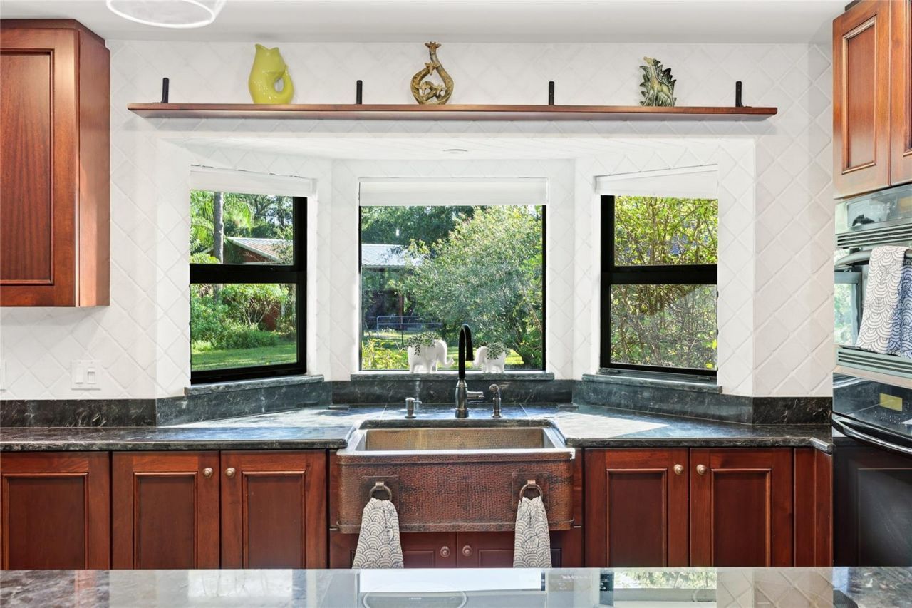 6950 El Dorado Drive, Sarasota, FL 34240 Photo